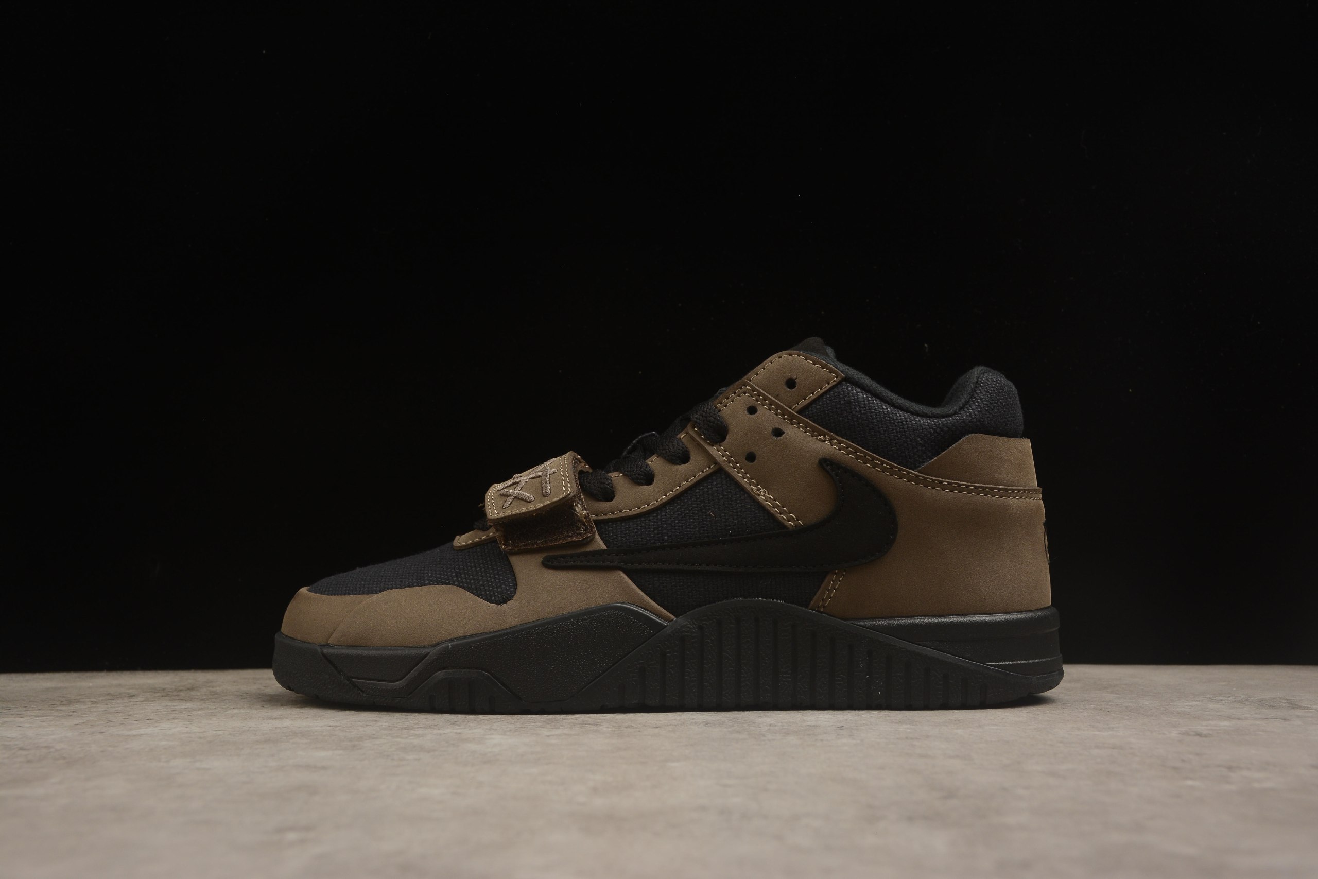 Nike #2023